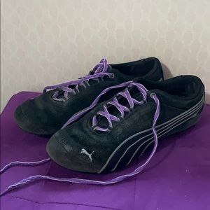 Puma Tennis Shoes Size 8